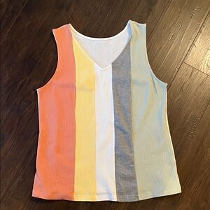 SHEIN multi color ribbed tank
Size L